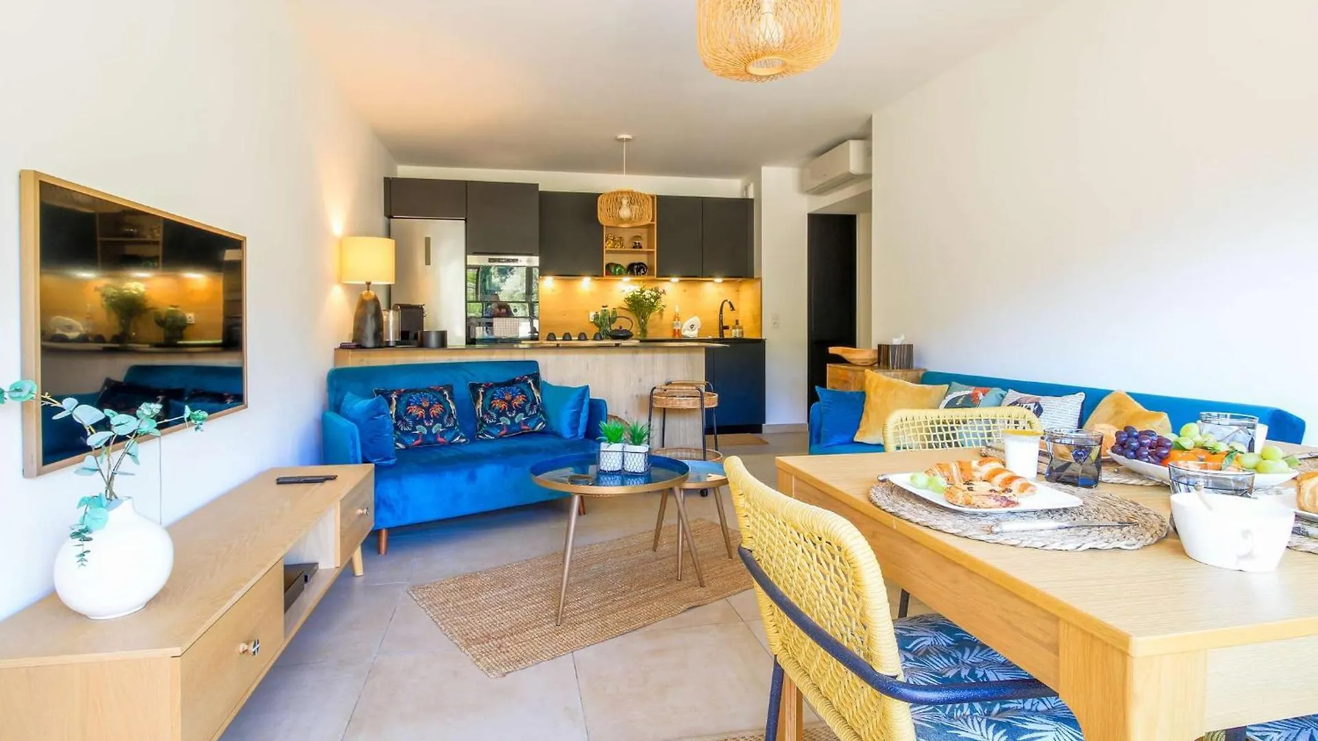 Select'Sohome- Appartement Pour 3 Personnes Dans Une Residence Neuve - Piscine Et Parking Prive - Solea Bormes-les-Mimosas